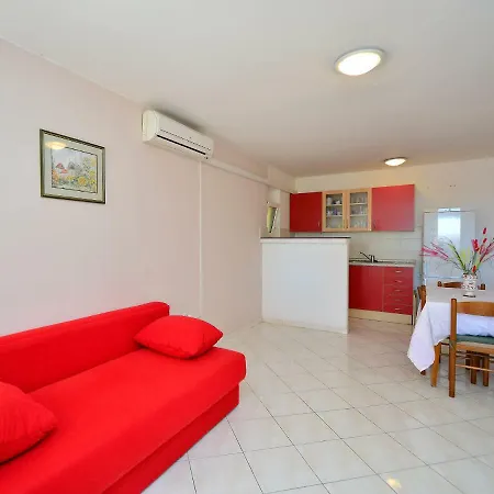 Apartment Apartment Valentina-1 Jadrija